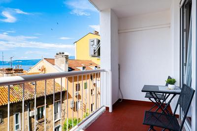 City View Apartment