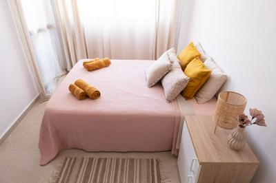 Charming Apartment with Balcony - Heart of Los Cristianos