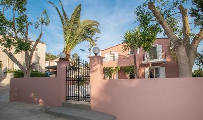 Agapi's Oasis Villa by "elite"