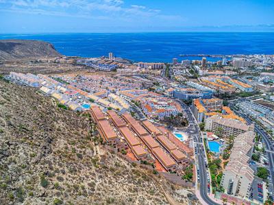 Top floor view apartment by AltamarHomes