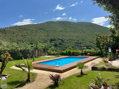 Casa De Crescenzo con piscina