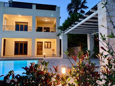 Aggelos and Thisbe Chania Suburbs Sea View Guest House