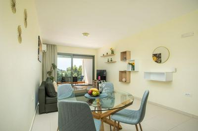 Eden Sunflower - Luxurious Apartment with Sea View
