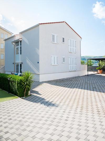 VDL Apartments
