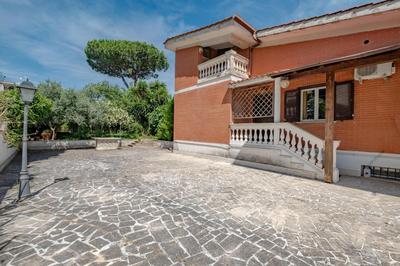 Casa con balcone vista campagna Free Netflix