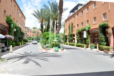 Riad 3 chambre avec terrasse & piscine