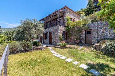 Villa Almond