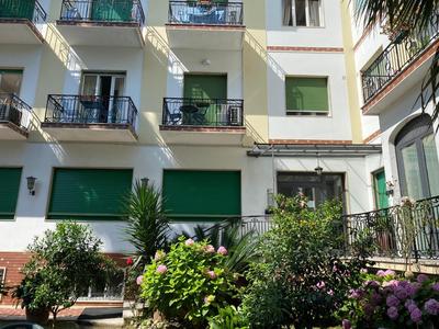 Casa Maurizio in centro di Diano