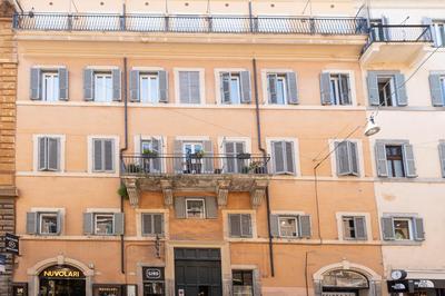 Corso View by Rental in Rome