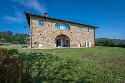 Leopolda in Selvarella pool and Wi-Fi