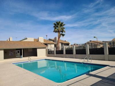 2bed 1 bath condo near Nellis afb & the strip