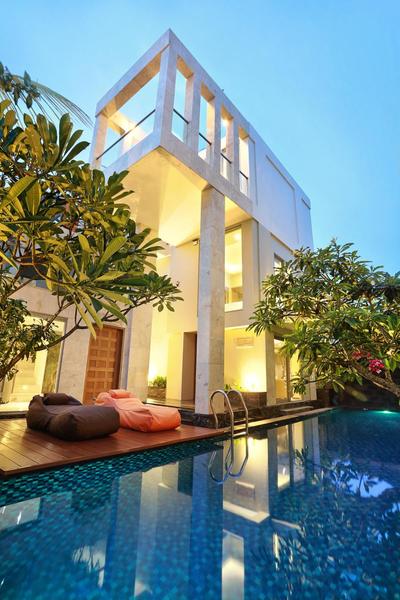 ECHO BEACH DESIGNER APARTMENT