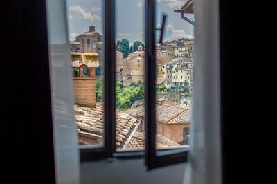 Mimosa- Loft elegante con terrazza nel centro di Siena