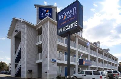 Intown Suites Extended Stay Charlotte NC - North Tryon