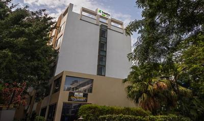 Treebo Regency - Bund Garden, Dhole Patil Road