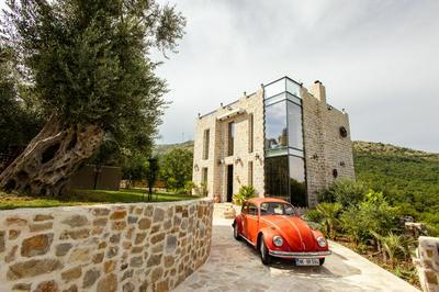 COUNTRYSIDE VILLA