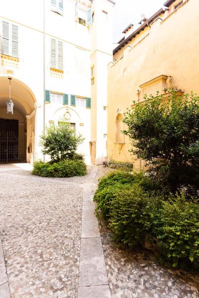 Rosa Luxury Apartment