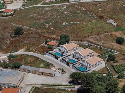 Mouzaki's Stone Villas