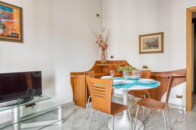 JOIVY Captivating flat with balcony
