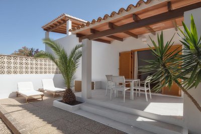Cardona Tourist Accommodations - Standard 1 Bedroom Apartment