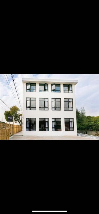 Shanghai 80s Waiting Hostel