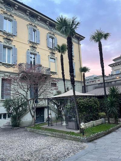 Lake Como Skyview