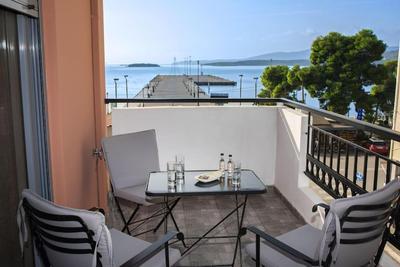 Modern, Stylish Maisonette