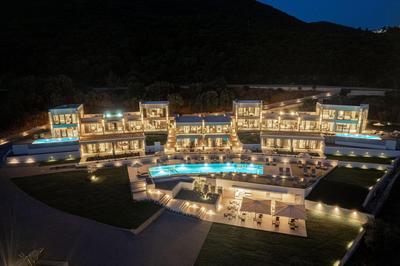 The View Hotel Sofas Coastal Retreat