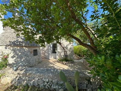 Trullo CLAF