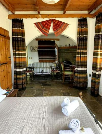 Villa Kamari - Cretan Style Apartment