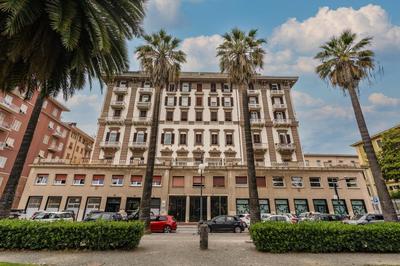 DOWNTOWN SRL - Croce di Malta Royale