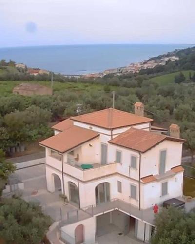 Villa Fiorentina e la Costa dei Trabocchi