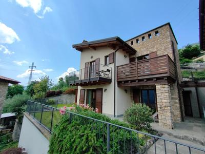 IseoLakeRental - Casa Cuneo