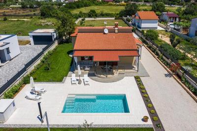 Casa Lumi