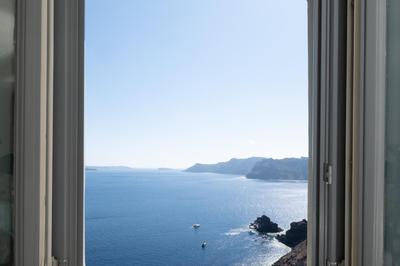 SantorOia Luxury Suites by Caldera Houses