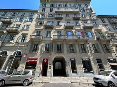 Vittorio Cozy Mansard