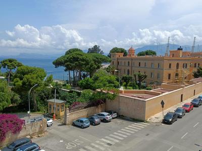 La Trinacria mare