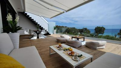 ALLONBAY sea front luxury penthouse