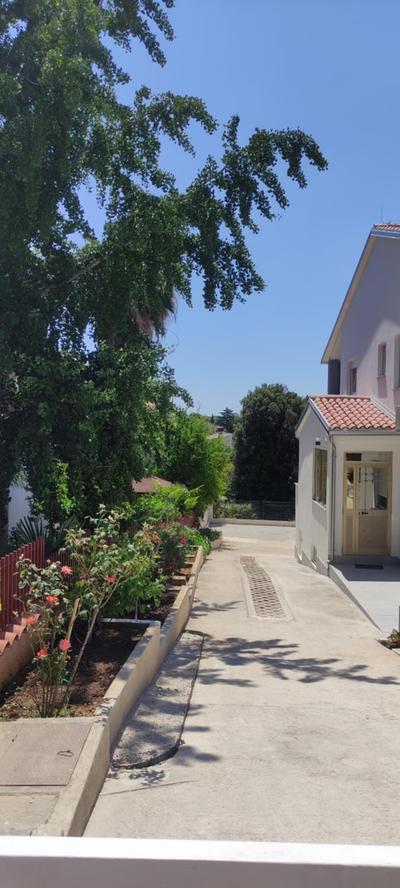 Apartman Emily, 6 plus 2 guests, newly refurbished