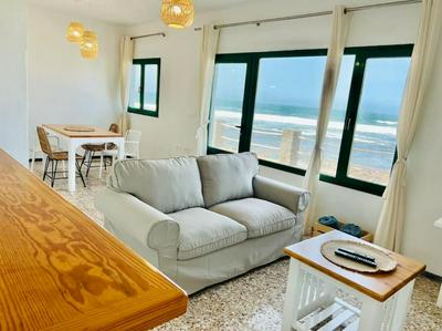 Famara Frontsea house