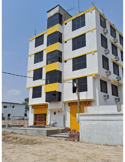 Hotel Gridhakuta International