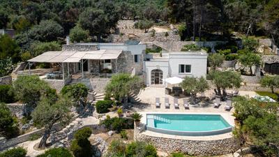 VILLA SOLELUNA 7&1, Emma Villas