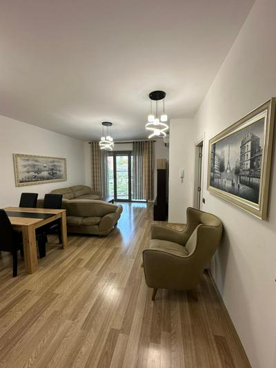 Lake Escape - Home & Office 3