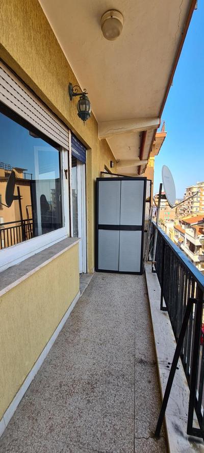 Spacious apartment 82m2 near the sea