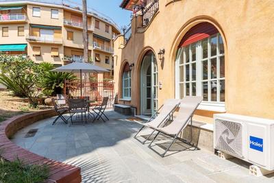 Zefiro Flexyrent apt. A.C., Parking close to beach