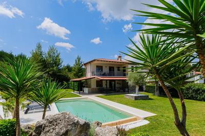 Palmera Pool Villa