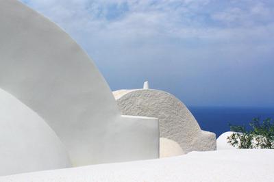 OUTOPOIA CAVE STUDIOS