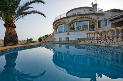 Magnifica villa con impresionantes vistas al mar