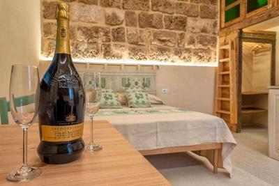 Suite Zaccaria:Exclusive Suite w/ private entrance