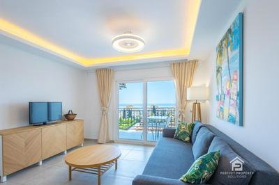 Renovated two bedroom apartment in Riviera close to the beach